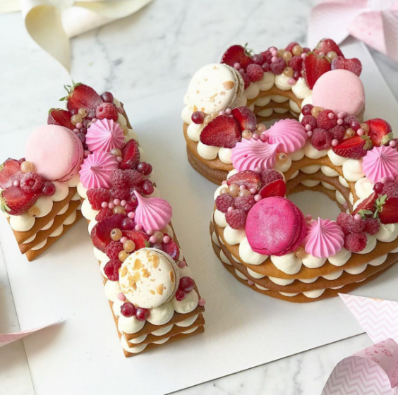 Купить Торт в виде цифры 18