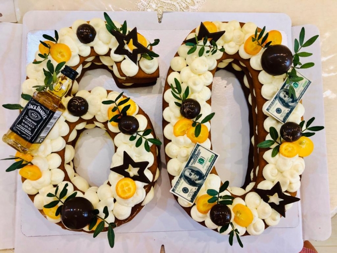 Купить Торт в виде цифры 60