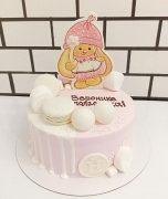 Купить Торт с шоколадными фигурками