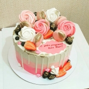 Купить Воздушный и нежный торт